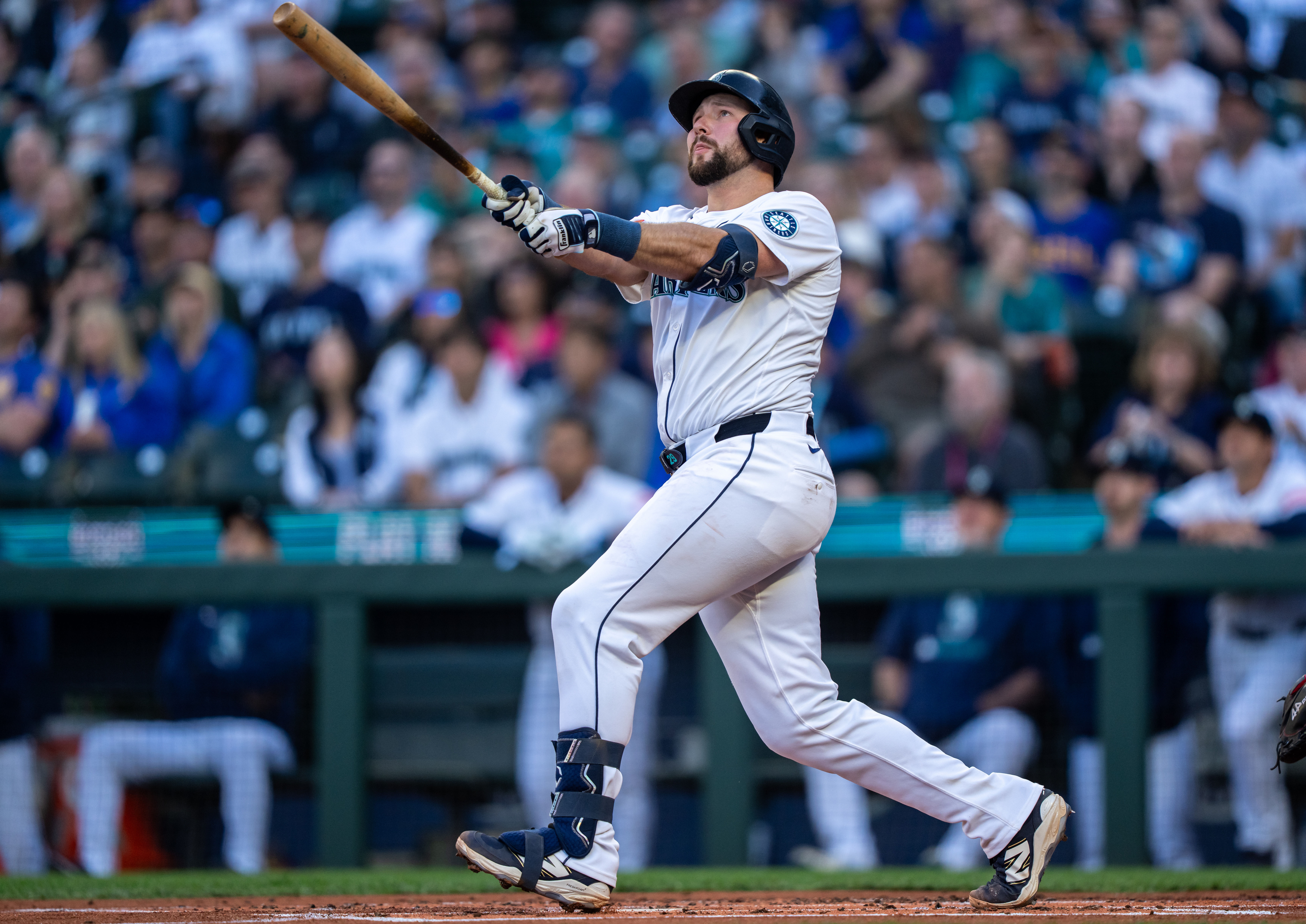 Cal Raleigh stays dangerous at the plate - Source: Imagn
